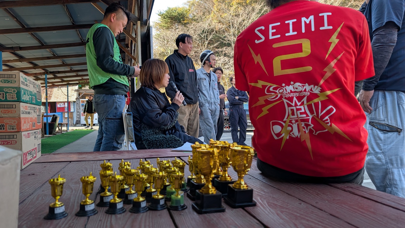 トロフィー授与